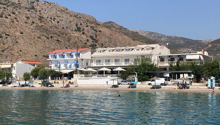 Paradisos Guesthouse - Άγιοι Πάντες, Γαλαξίδι