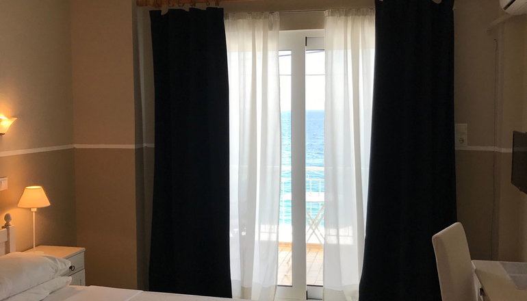 Paradisos Guesthouse - Άγιοι Πάντες, Γαλαξίδι