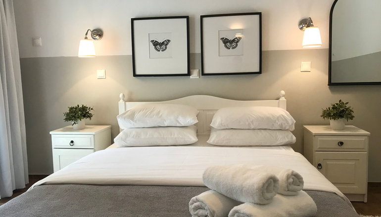 Paradisos Guesthouse - Άγιοι Πάντες, Γαλαξίδι