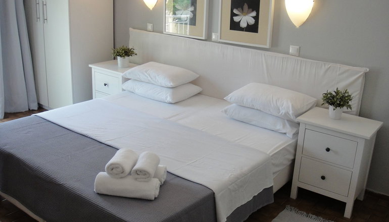 Paradisos Guesthouse - Άγιοι Πάντες, Γαλαξίδι