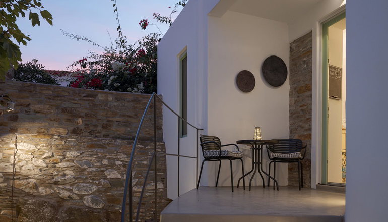 Porto Sereno Andros Suites - Υδρούσα, Άνδρος