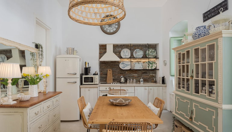 Porto Sereno Andros Suites - Υδρούσα, Άνδρος