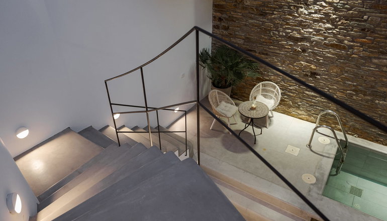 Porto Sereno Andros Suites - Υδρούσα, Άνδρος