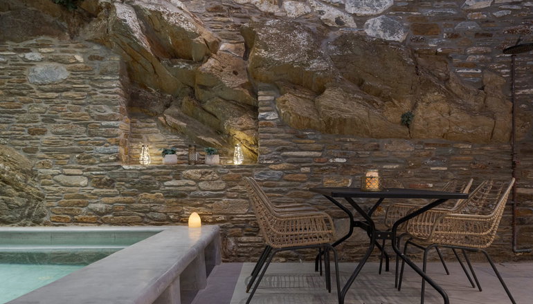 Porto Sereno Andros Suites - Υδρούσα, Άνδρος