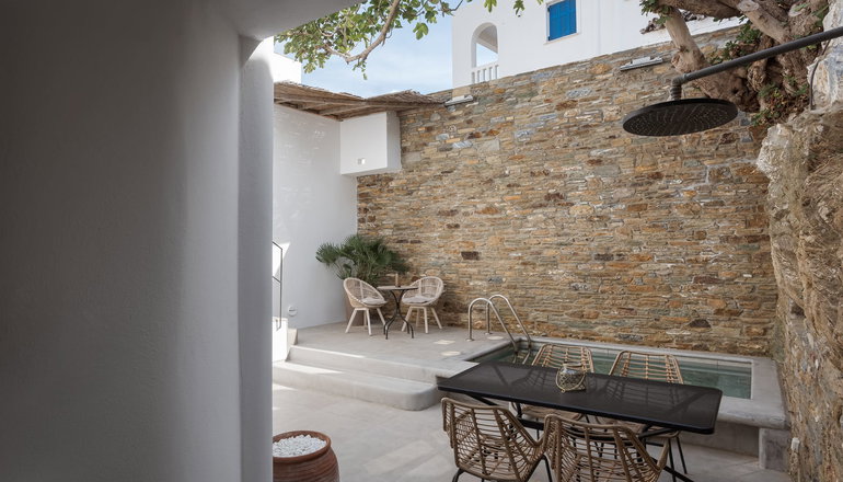Porto Sereno Andros Suites - Υδρούσα, Άνδρος