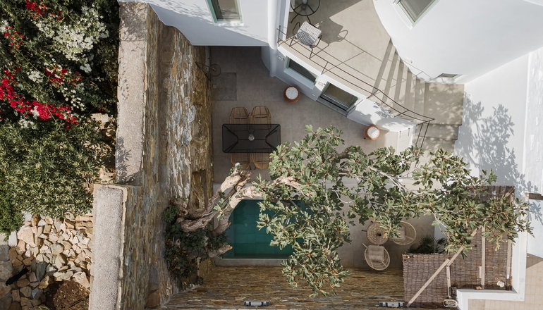 Porto Sereno Andros Suites - Υδρούσα, Άνδρος