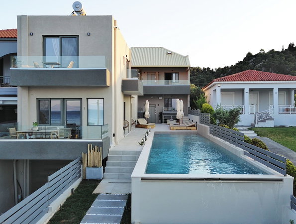 Theros Suites - Διμηνιό, Κόρινθος
