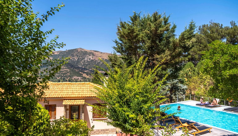 Finday Hotel - Καλάβρυτα