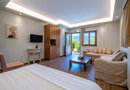 Finday Hotel