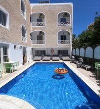 Anny Studios & Rooms Perissa - Περίσσα, Σαντορίνη