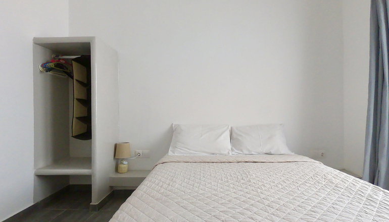 Anny Studios & Rooms Perissa - Περίσσα, Σαντορίνη