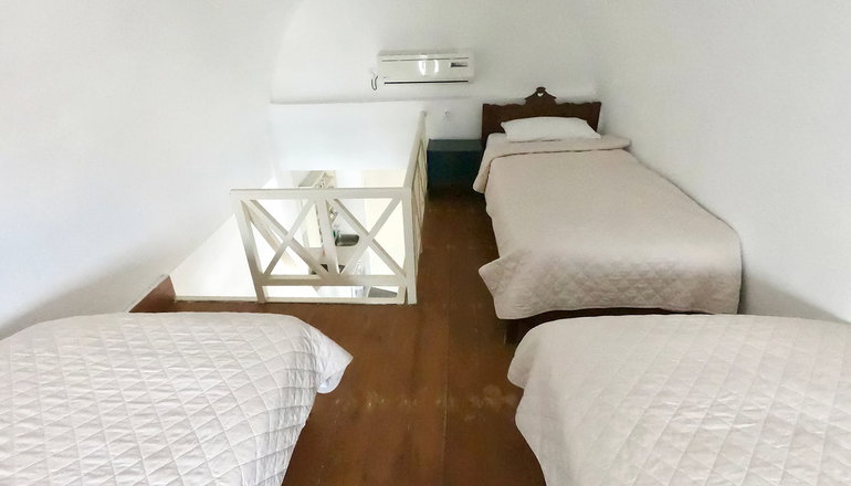 Anny Studios & Rooms Perissa - Περίσσα, Σαντορίνη