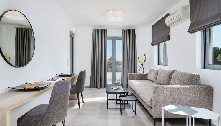 Quattro Suites - Ξιφιάς, Μονεμβασιά