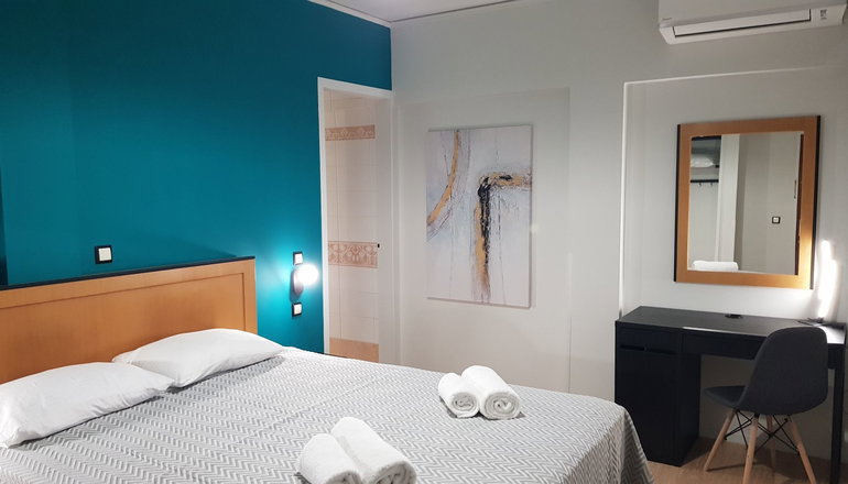 Savoy Hotel - Πειραιάς