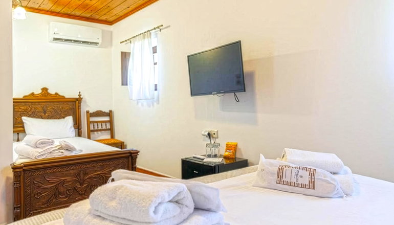 4* Castello di Haria - Διρός, Μάνη