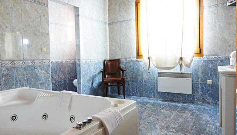 4* Alia Palace Luxury Hotel & Villas