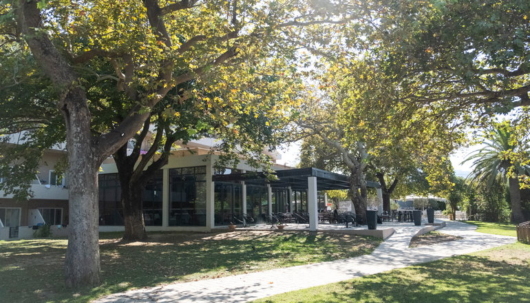 4* Long Beach Resort Hotel - Αίγιο