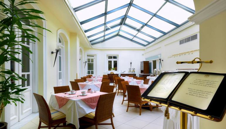 4* Grande Bretagne Hotel