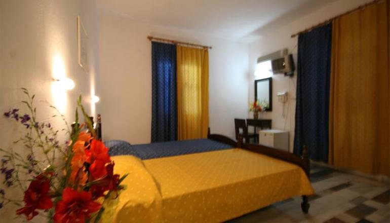 Sergis Hotel