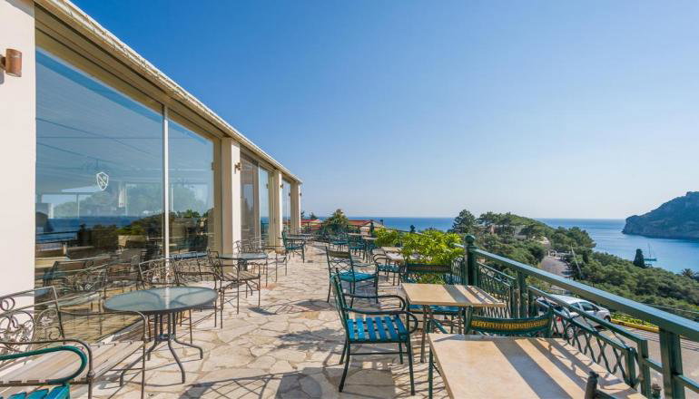 4* Paleo ArtNouveau Hotel