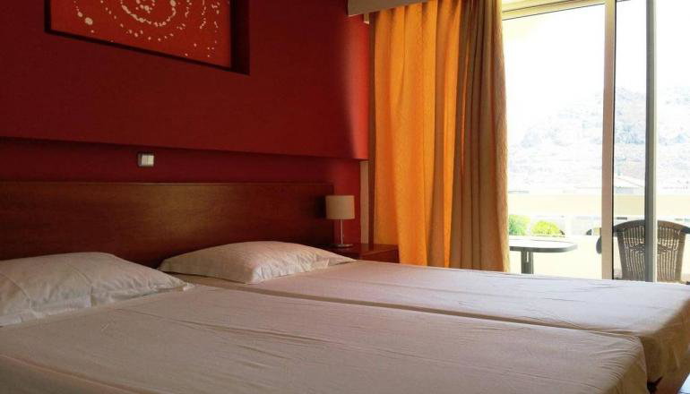 Delfinia Hotel