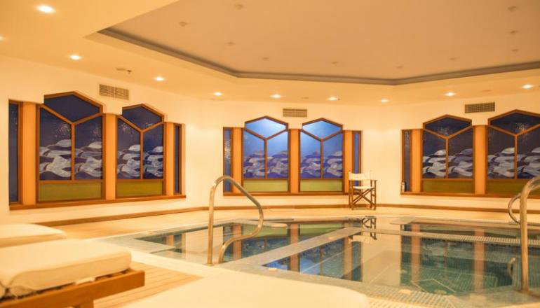 5* Neptune Hotel