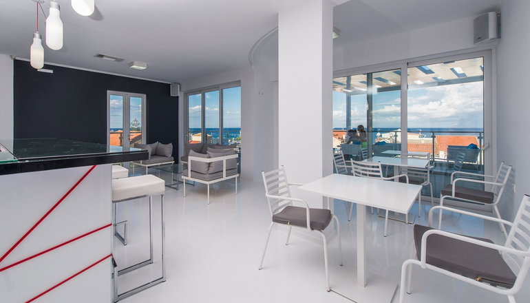 4* Diana Hotel
