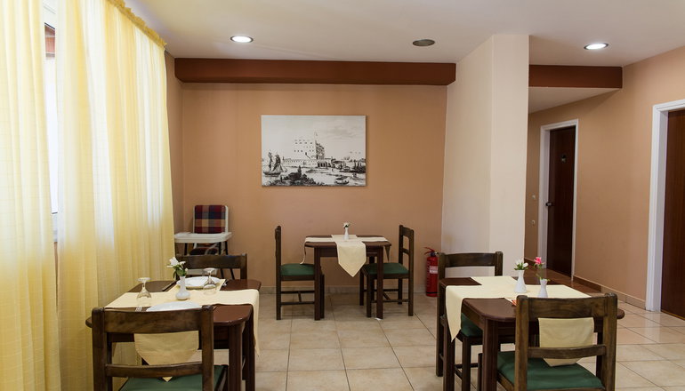 4* Perkes Complex Hotel