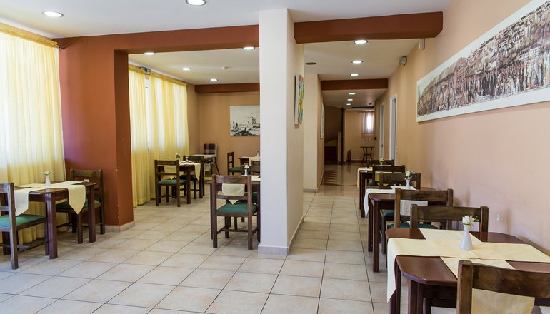 4* Perkes Complex Hotel