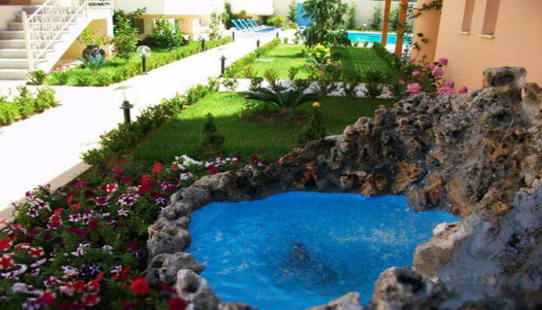 Golden Rose Suites