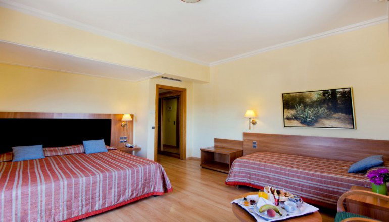 4* Aquamarina Hotel