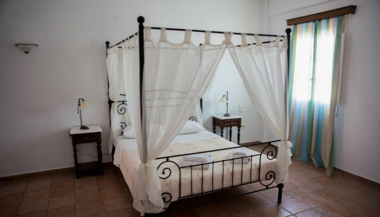 Hotel Argo Kamari