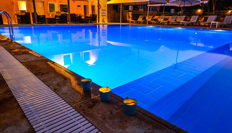 Black & White Resort Xylokastro