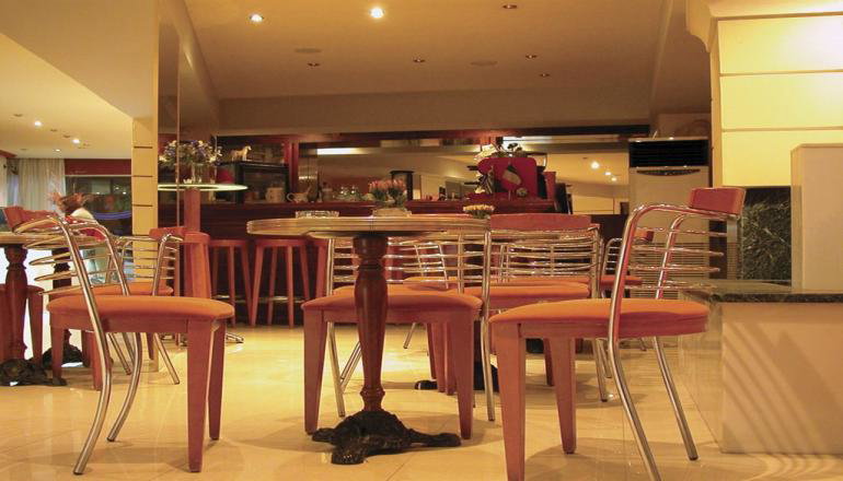 4* Mantas Hotel