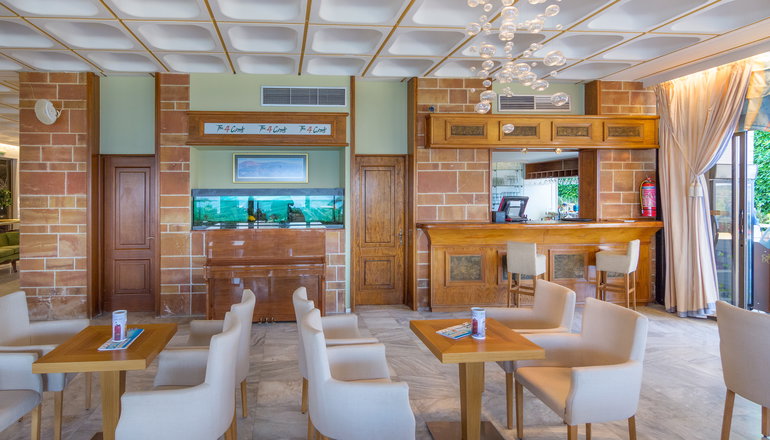Golden Sand Hotel, Chios