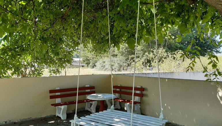 4* Achillion Palace