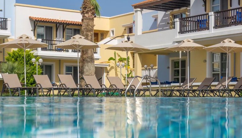 4* Aegean Houses