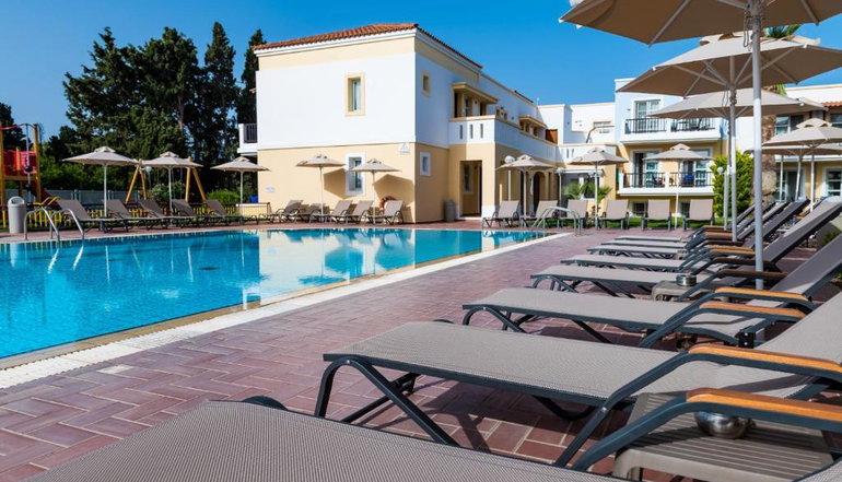 4* Aegean Houses