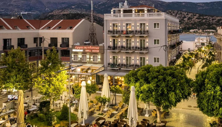 4* Aenos Hotel