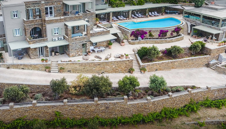 4* Aeolis Tinos Suites