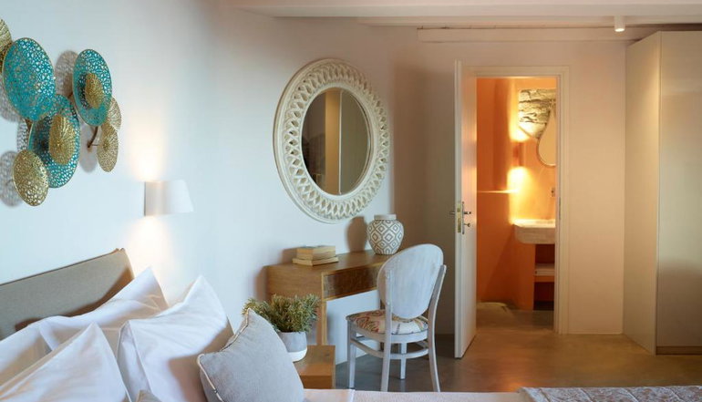 4* Aeolis Tinos Suites