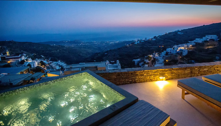 4* Aeolis Tinos Suites