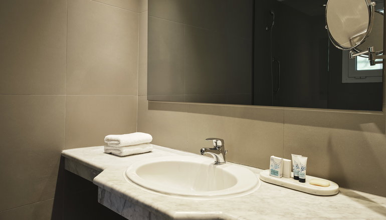 4* Aeolos Beach Resort - Πέραμα, Κέρκυρα