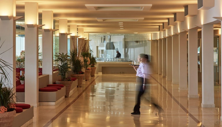 4* AKS Hinitsa Bay