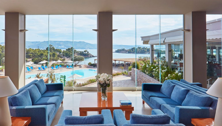 4* AKS Hinitsa Bay