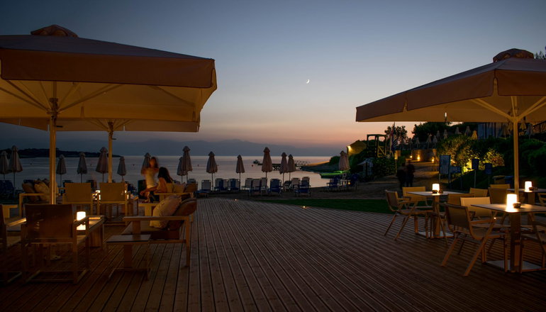 4* AKS Hinitsa Bay