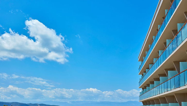 4* AKS Hinitsa Bay