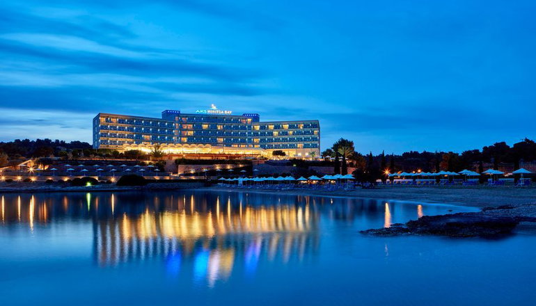 4* AKS Hinitsa Bay