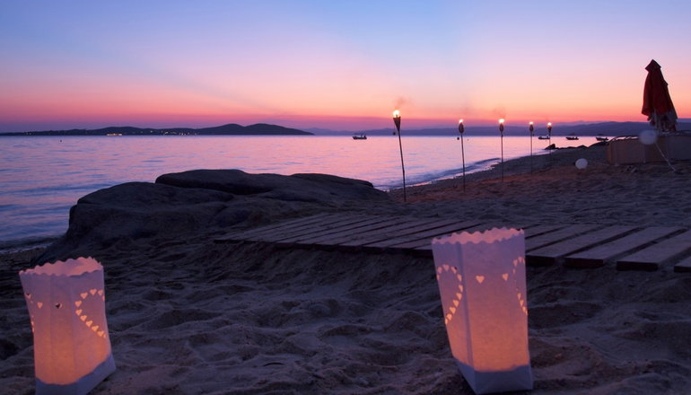 4* DE LUXE SUITES Akti Ouranoupoli