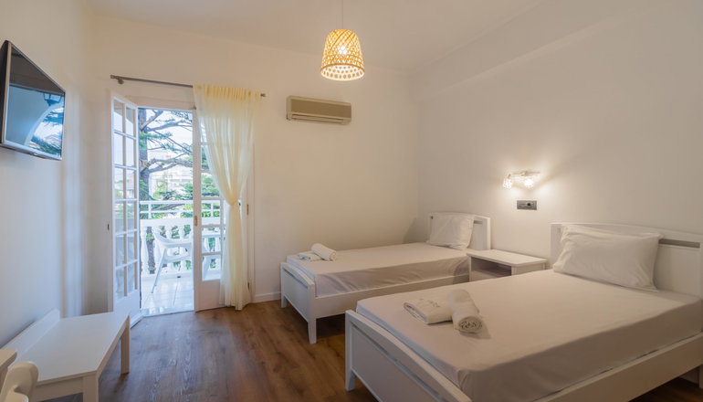 4* Alamis Hotel & Apartments - Τσιλιβί, Ζάκυνθος